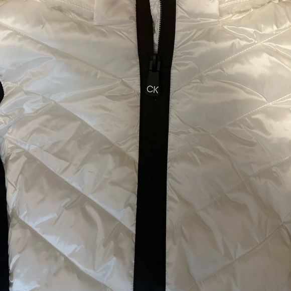 Calvin Klein Performance Jacket - Picture 2 of 6